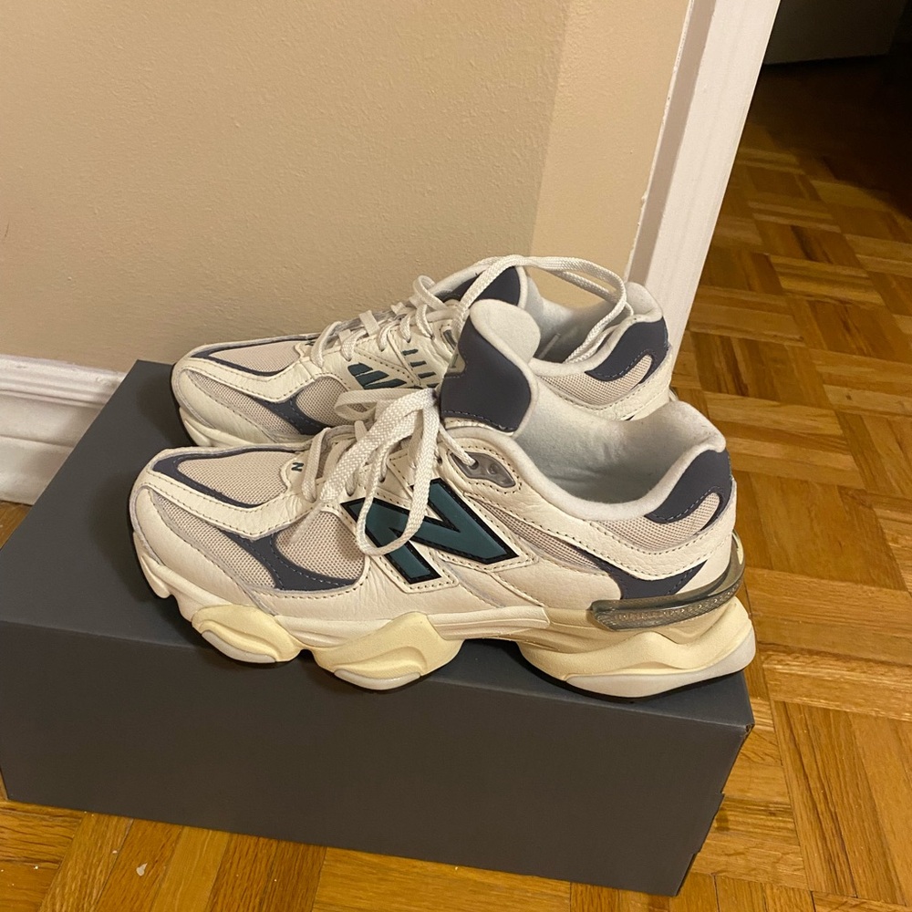 New balance 9060 shoes